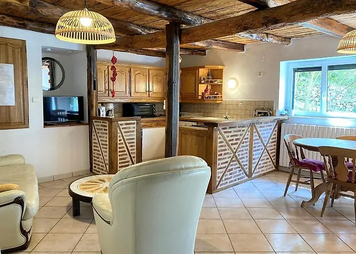 Location Entre Cahors Et St Cirq Lapopie 펜션 Arcambal